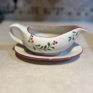 BETTER HOMES Elegant Holiday Gravy Boat with Saucer